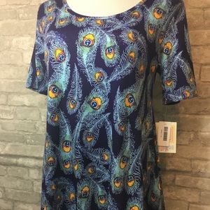 BNWT LulaRoe Perfect T